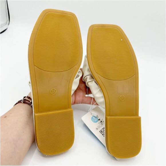 Y2K Cream Ruched Flip Flop Flat Slip-On Sandals New US 8 EUR 38 - Picture 8 of 12